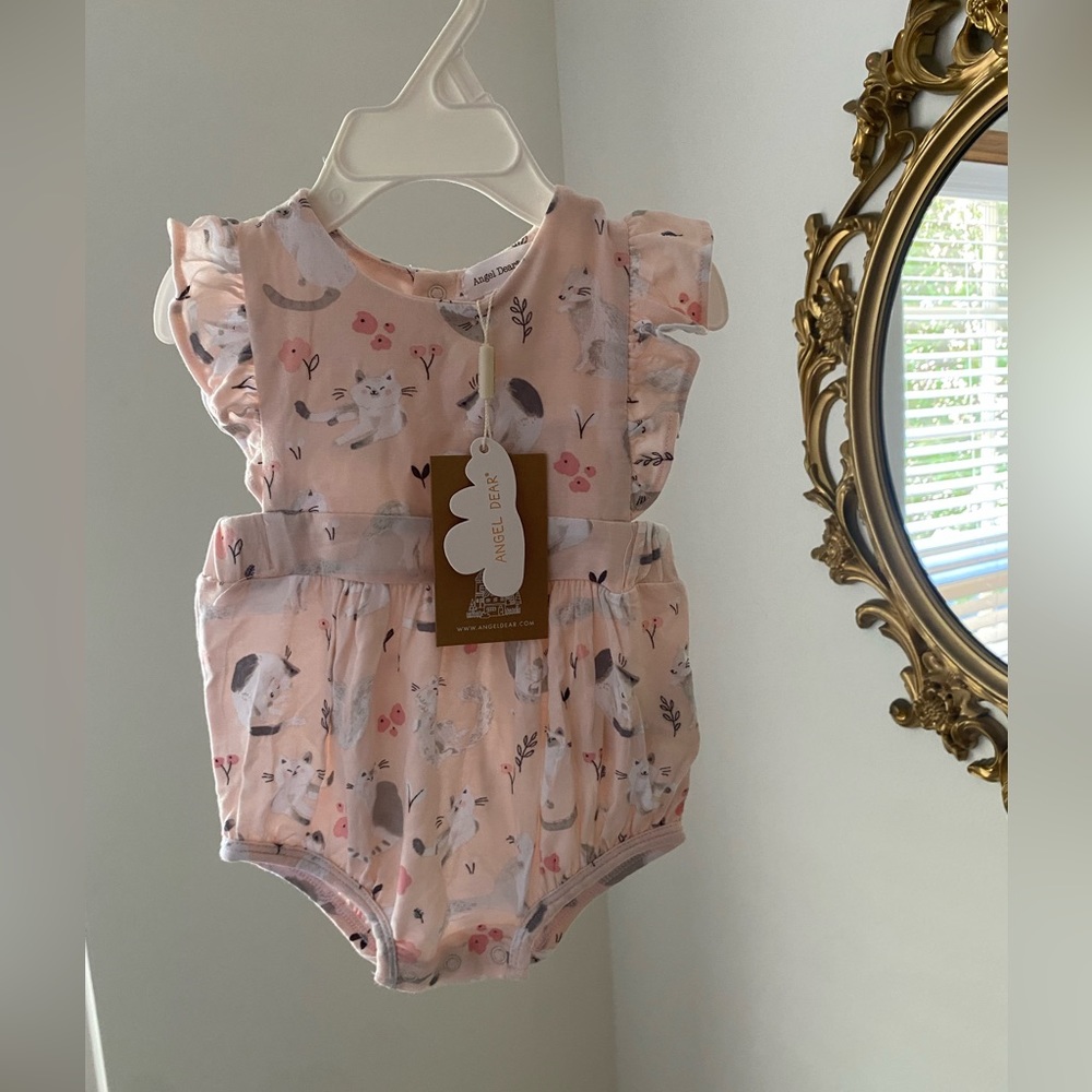 Angel Dear bamboo bubble romper • pink kitties